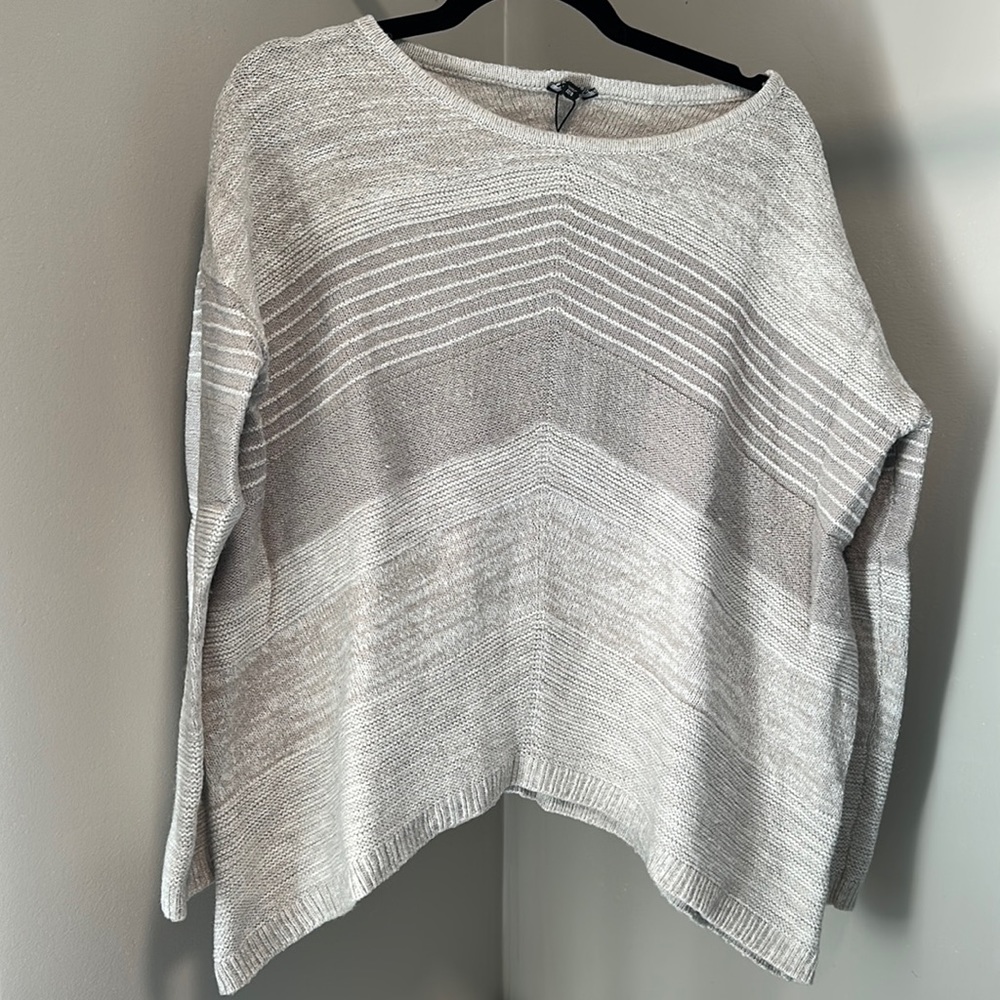 Women’s Sweater